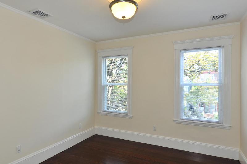 5 bed, 2 bath apartment for rent at 6 Oswald Unit 2, Mission Hill — photo 8 of 11