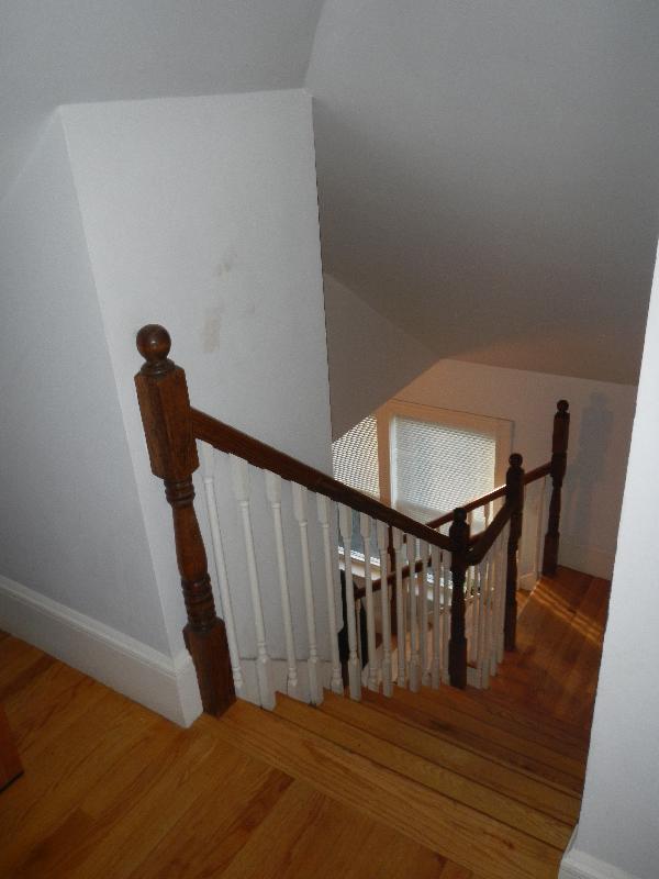 5 bed, 2 bath apartment for rent at 11 Sachem Unit 3, Mission Hill — photo 2 of 8