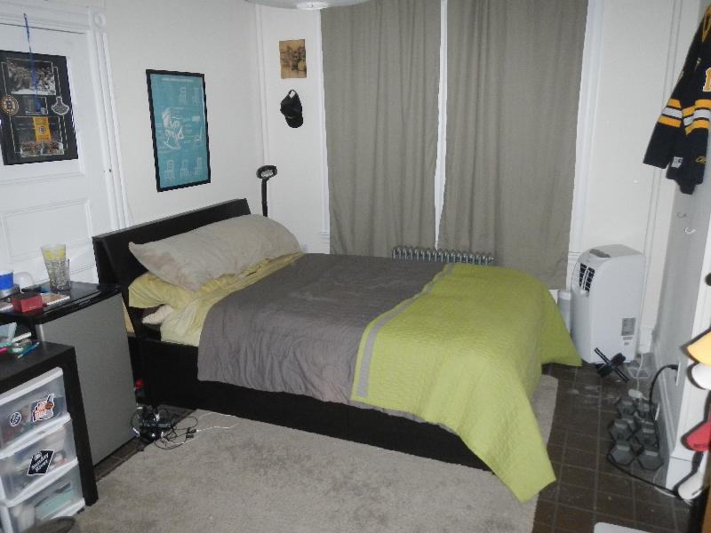 4 bed, 2 bath apartment for rent at 172 Saint Alphonsus Unit 1, Mission Hill — photo 9 of 12