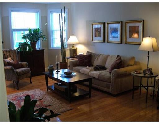 3 bed, 2 bath apartment for rent at 99 Hillside Unit 3, Mission Hill — photo 2 of 7