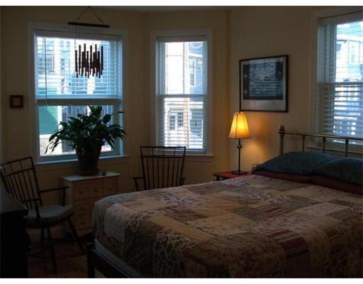 3 bed, 2 bath apartment for rent at 99 Hillside Unit 3, Mission Hill — photo 5 of 7