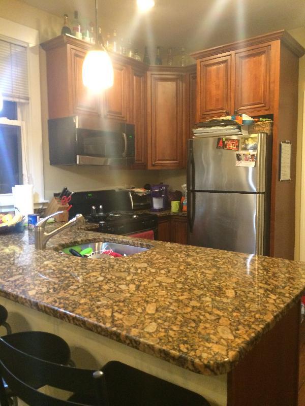 4 bed, 1 bath apartment for rent at 719 Parker St Unit 4, Mission Hill — photo 2 of 8