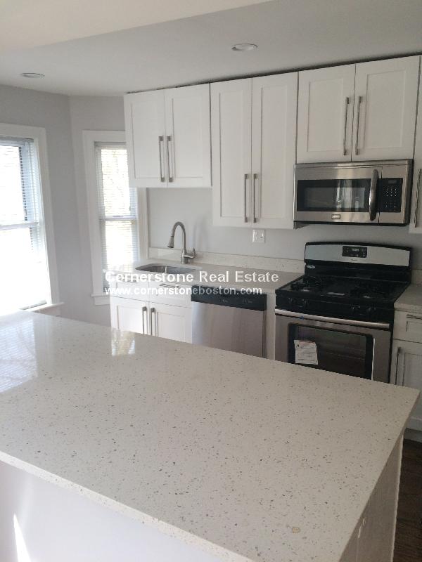5 bed, 2 bath apartment for rent at 800 Parker St Unit 3, Mission Hill