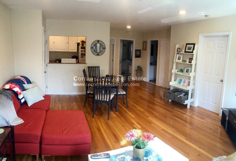 76 Baxter St, South Boston