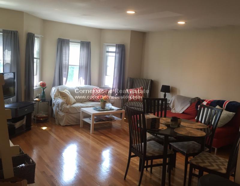 76 Baxter St, South Boston