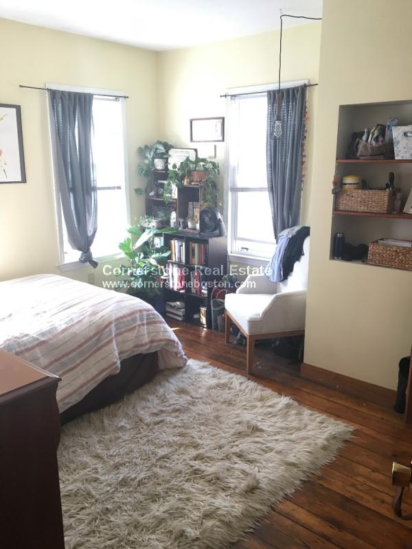 314 E St, South Boston