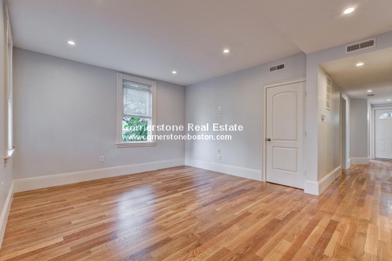 32 Rawson St, Dorchester