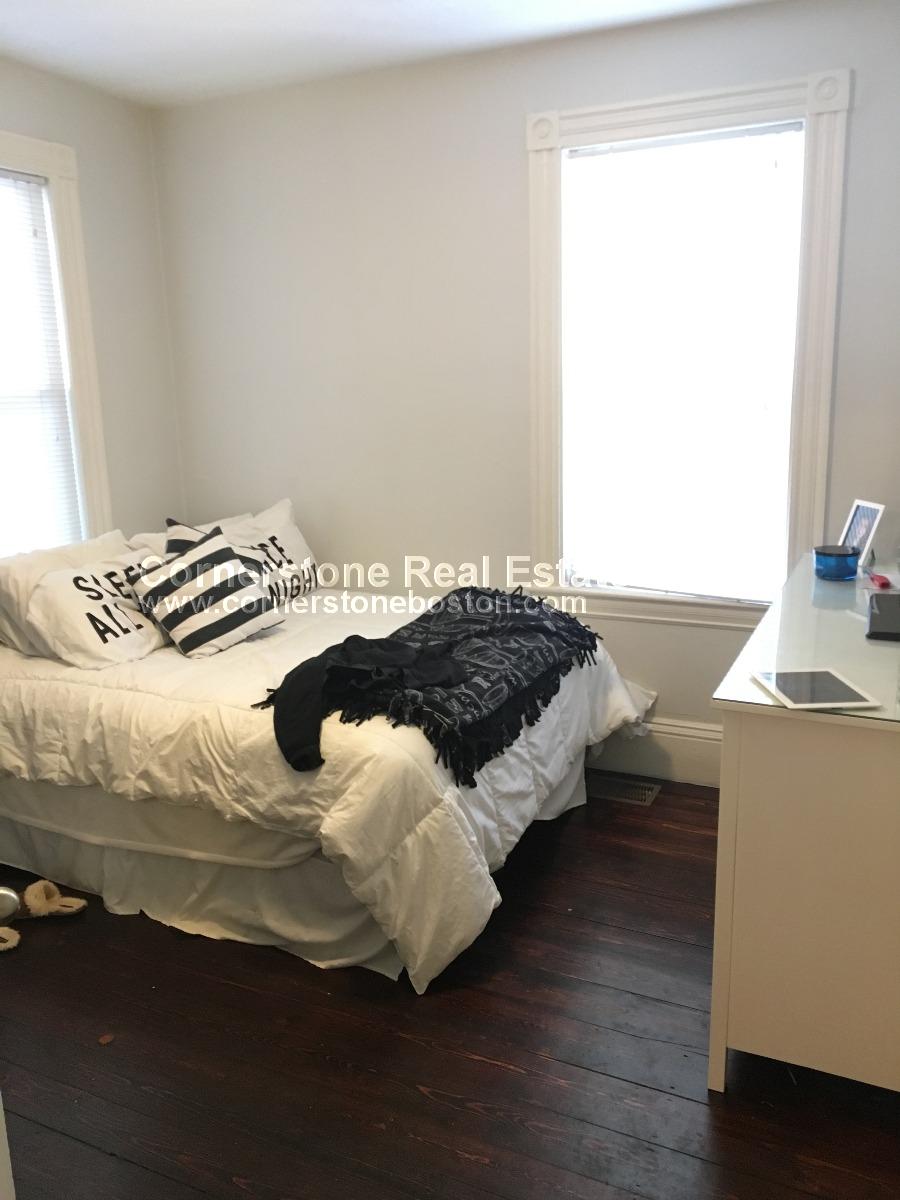 32 Rawson St, Dorchester