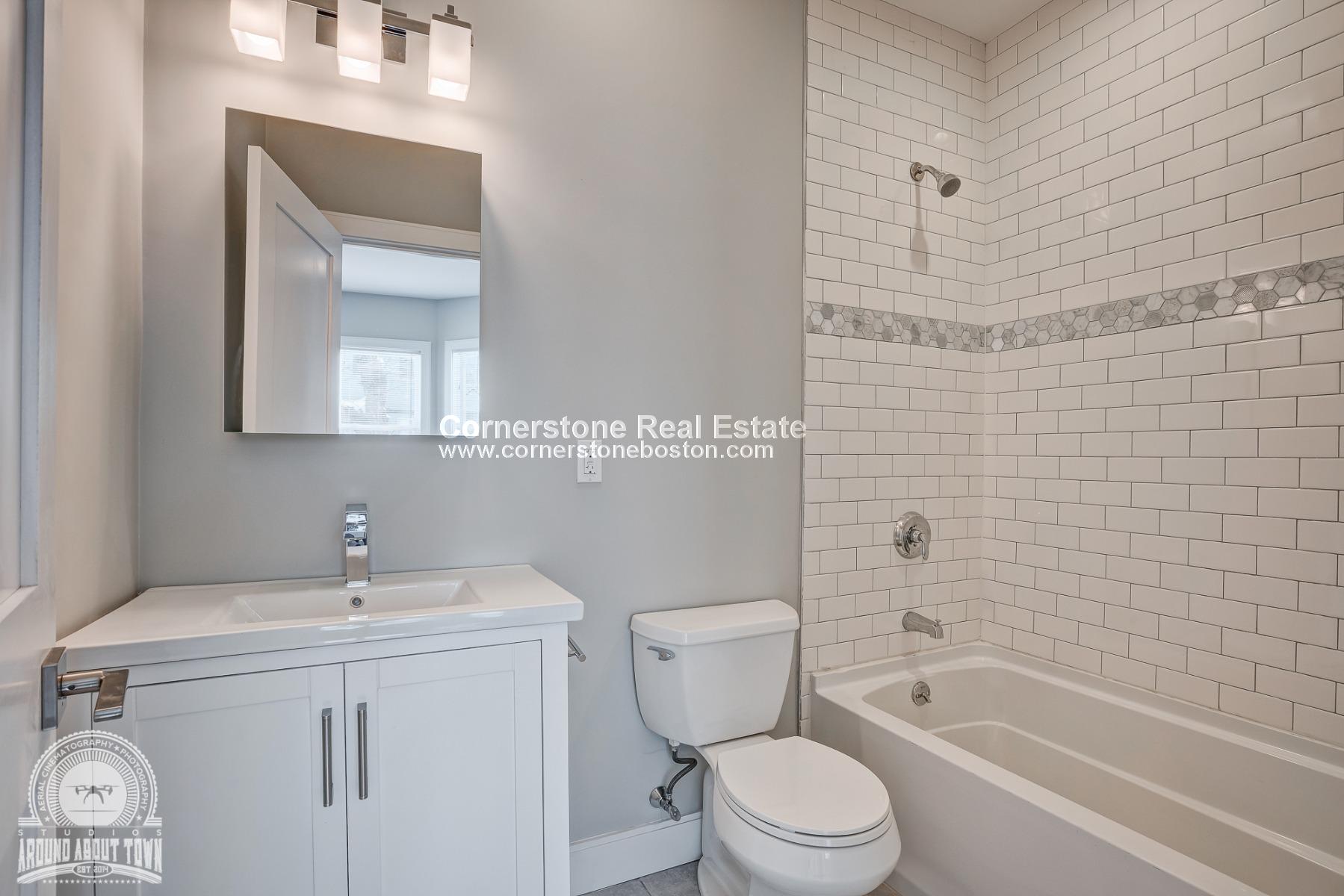 5 bed, 3 bath apartment for rent at 19 Dorset Unit 1, Dorchester — photo 14 of 16