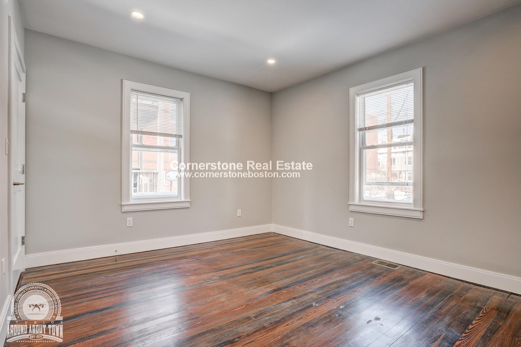 5 bed, 3 bath apartment for rent at 19 Dorset Unit 1, Dorchester — photo 9 of 16