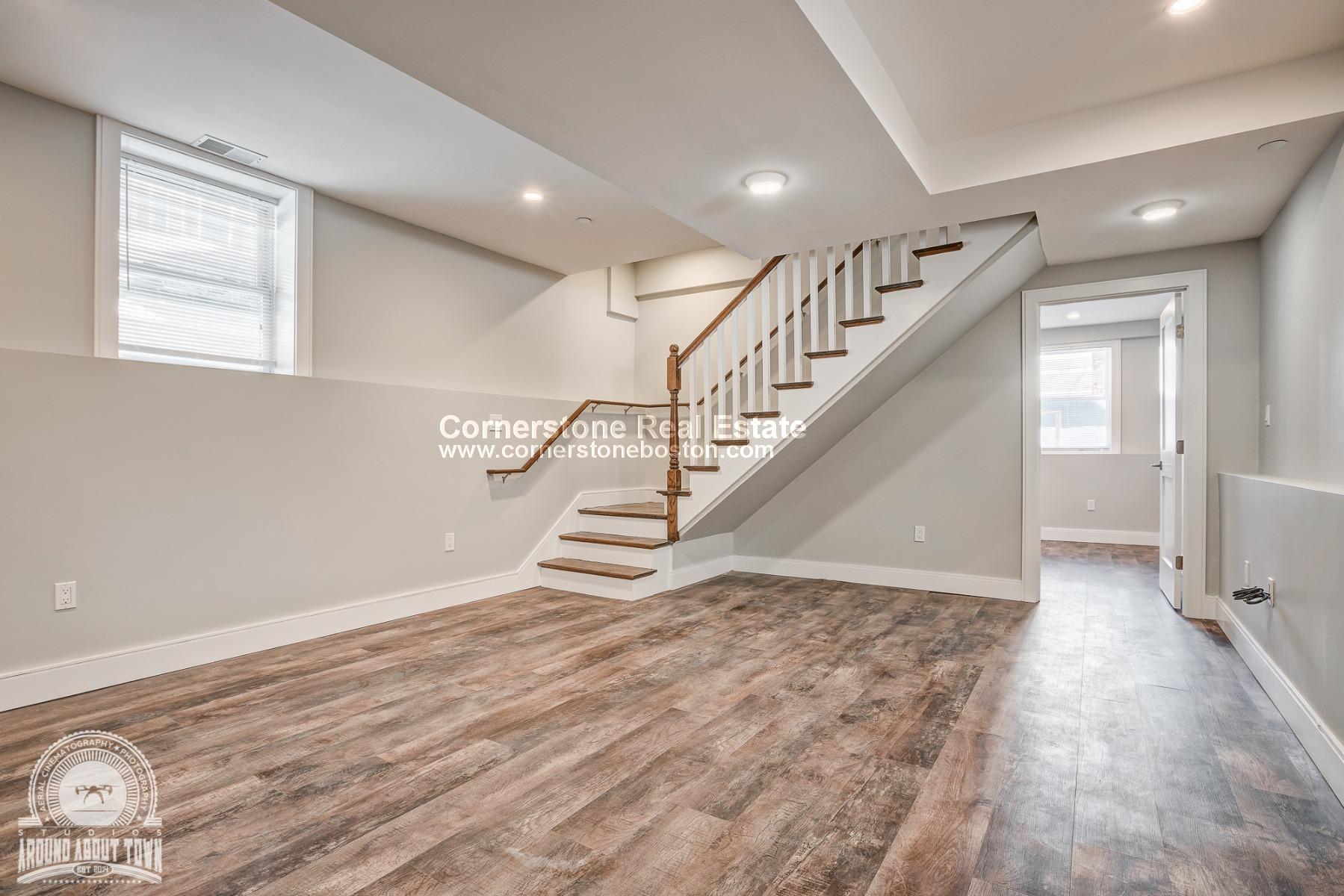 5 bed, 3 bath apartment for rent at 19 Dorset Unit 1, Dorchester — photo 6 of 16