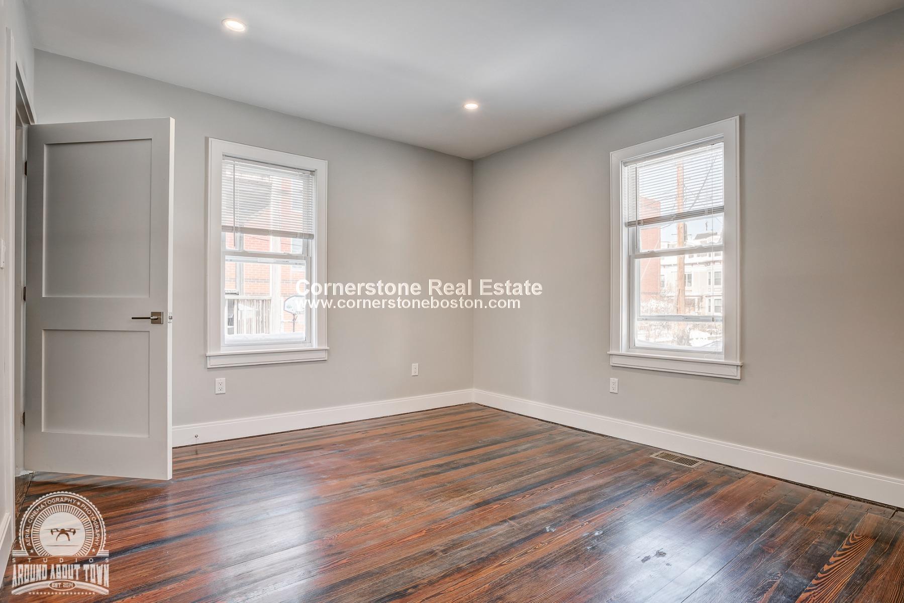 5 bed, 3 bath apartment for rent at 19 Dorset Unit 1, Dorchester — photo 12 of 16