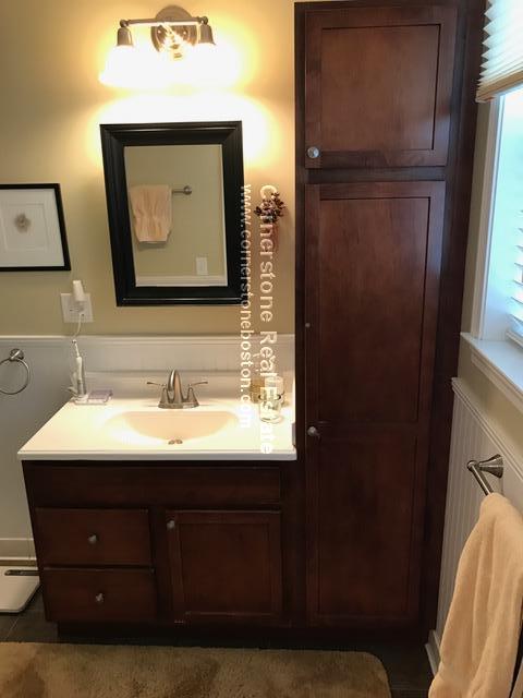 3 bed, 2 bath apartment for rent at 99 Hillside St Unit 1, Mission Hill — photo 12 of 27