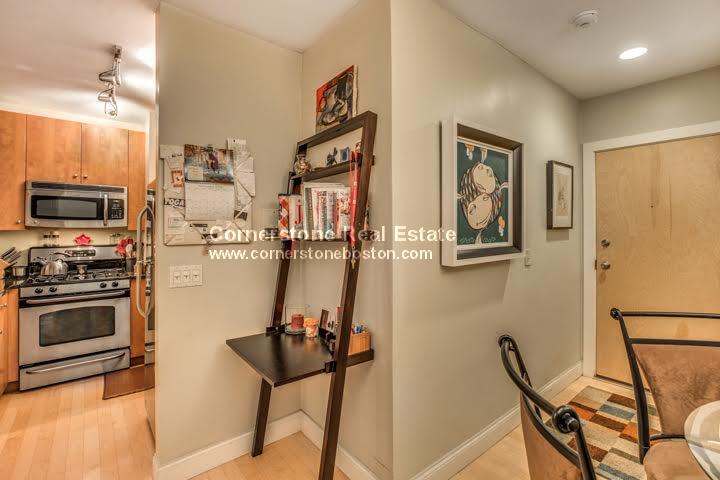 2 bed, 1 bath apartment for rent at 31 Cunard Unit 2, South End — photo 8 of 21