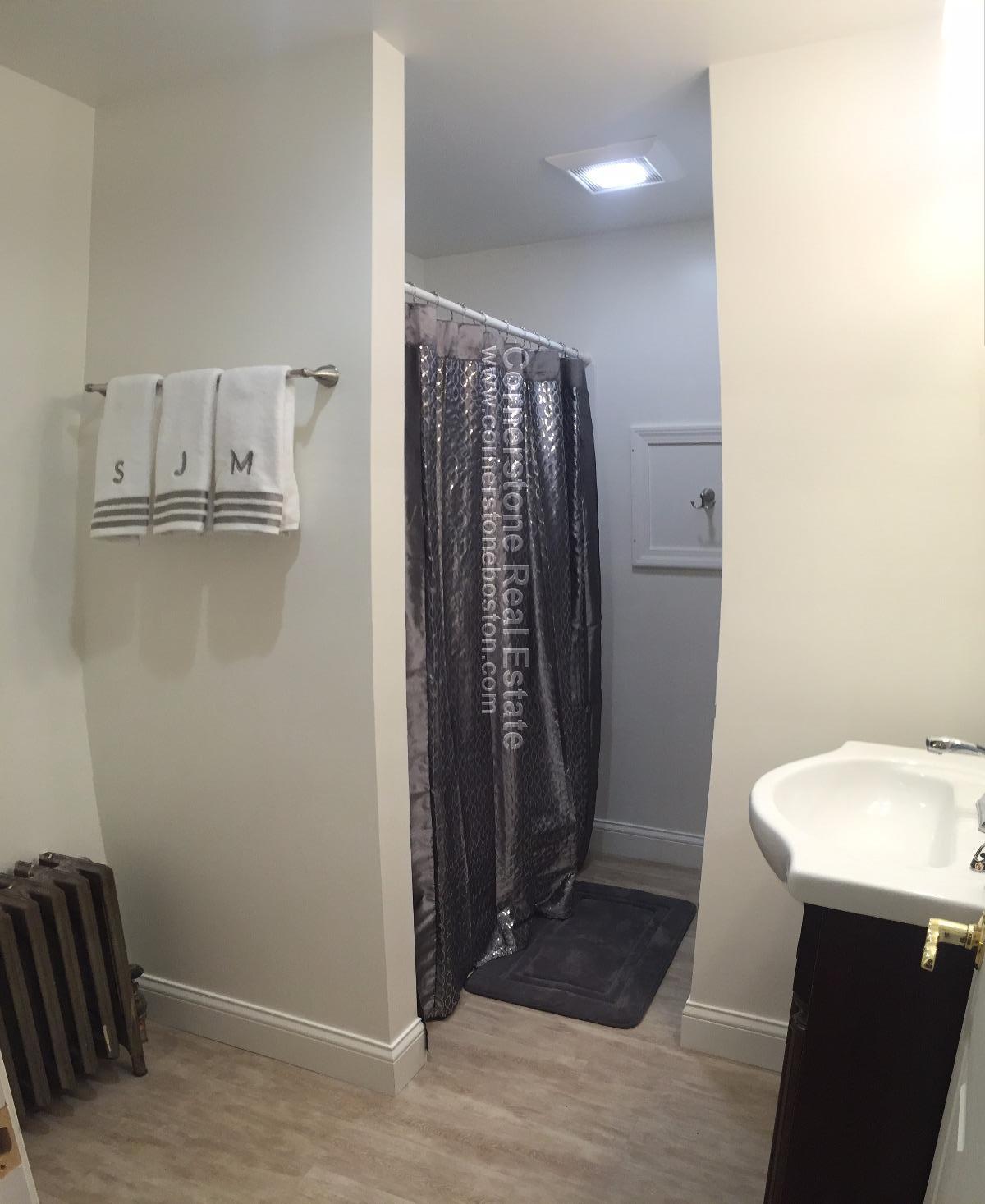 3 bed, 1 bath apartment for rent at 81 Old Harbor St Unit 1, South Boston — photo 11 of 11