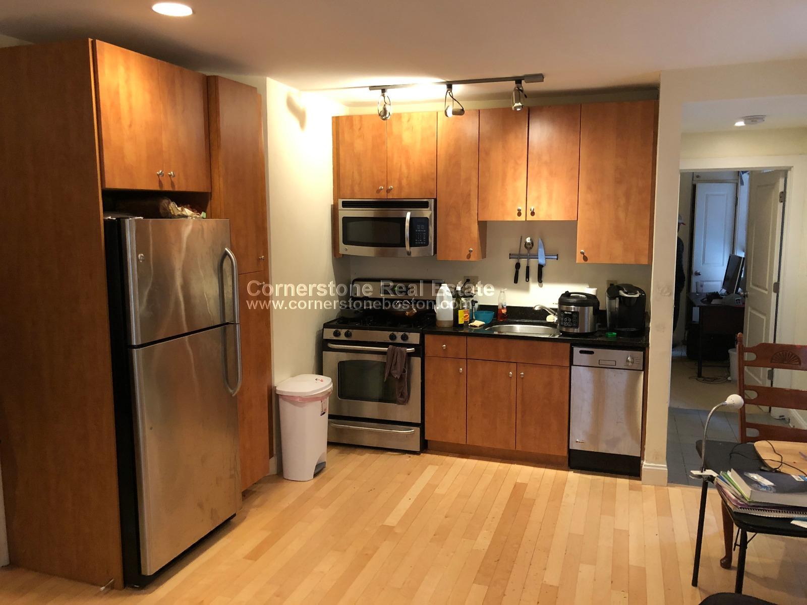 1 bed, 1 bath apartment for rent at 31 Cunard Unit 1, South End — photo 1 of 4