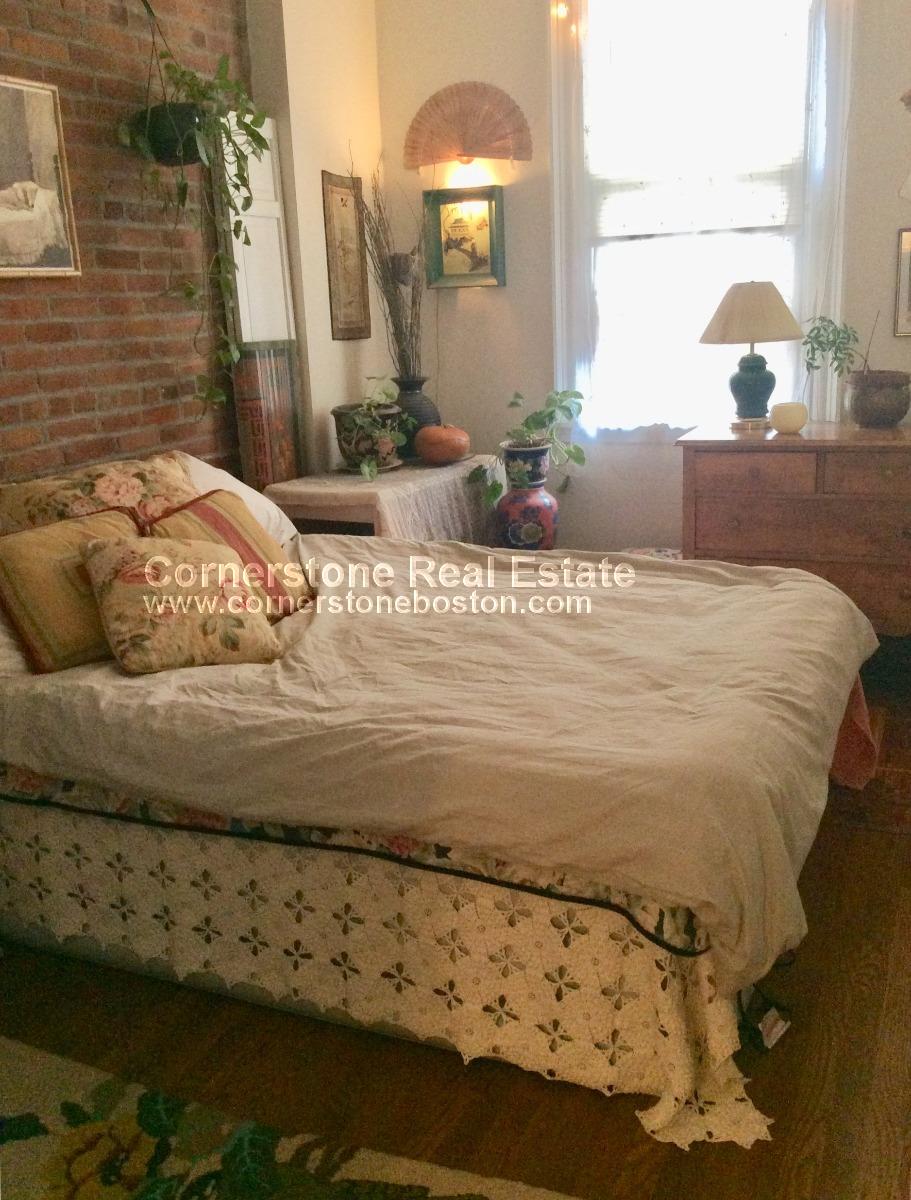 https://ygl-photos.s3.us-west-004.backblazeb2.com/7575W5b046bce65d72.jpg
