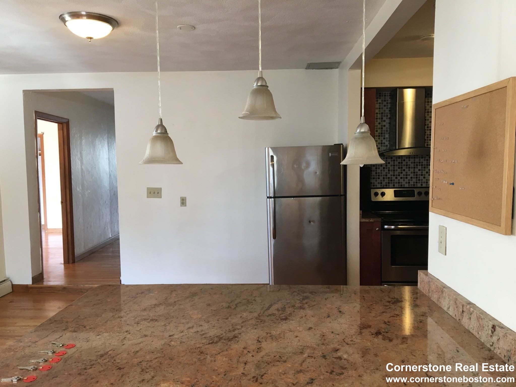 4 bed, 2 bath apartment for rent at 30 Prescott St Unit 1, Union Square — photo 2 of 8