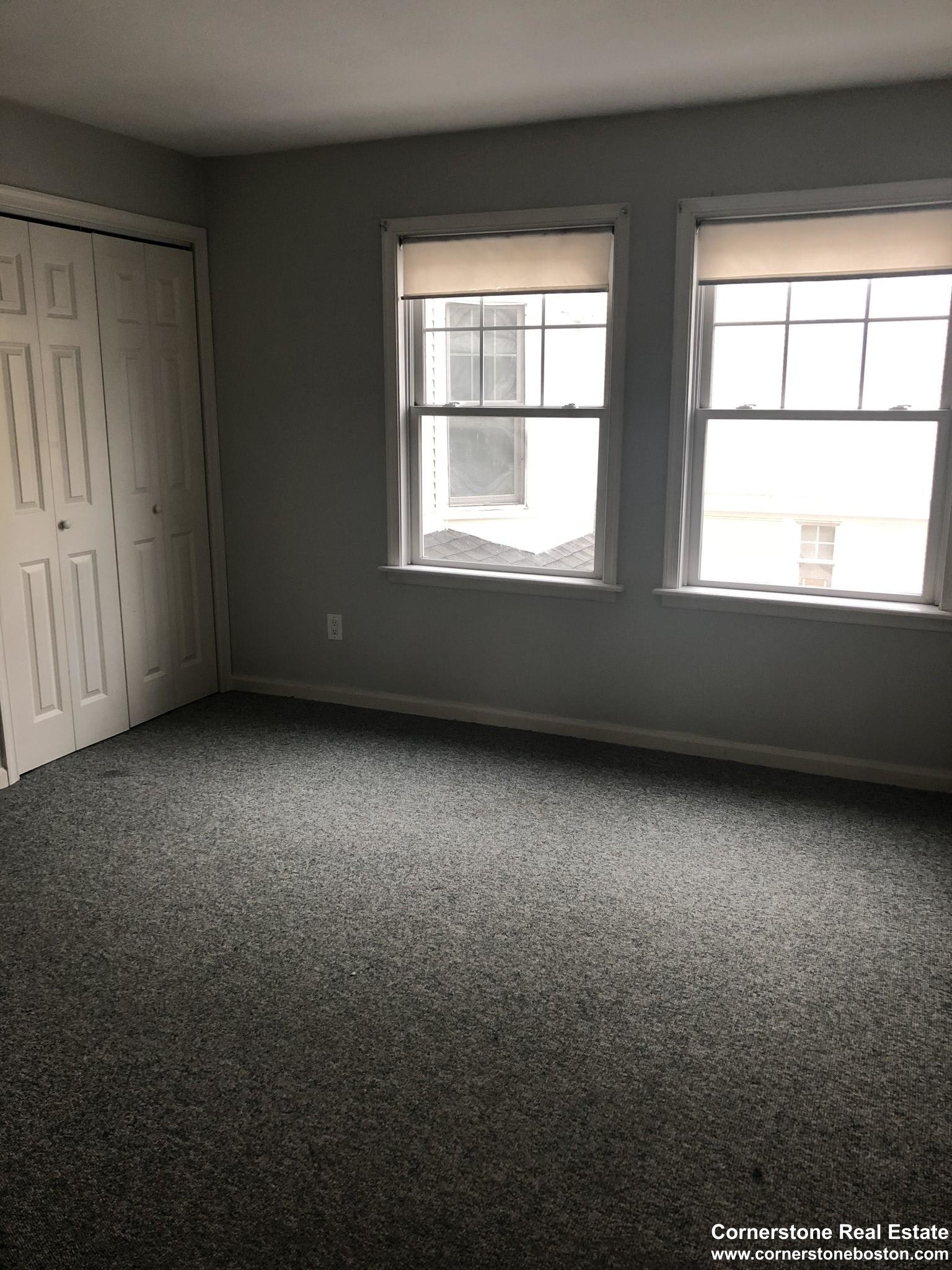 4 bed, 1.5 bath apartment for rent at 60 Hillside Unit 2, Mission Hill — photo 6 of 8