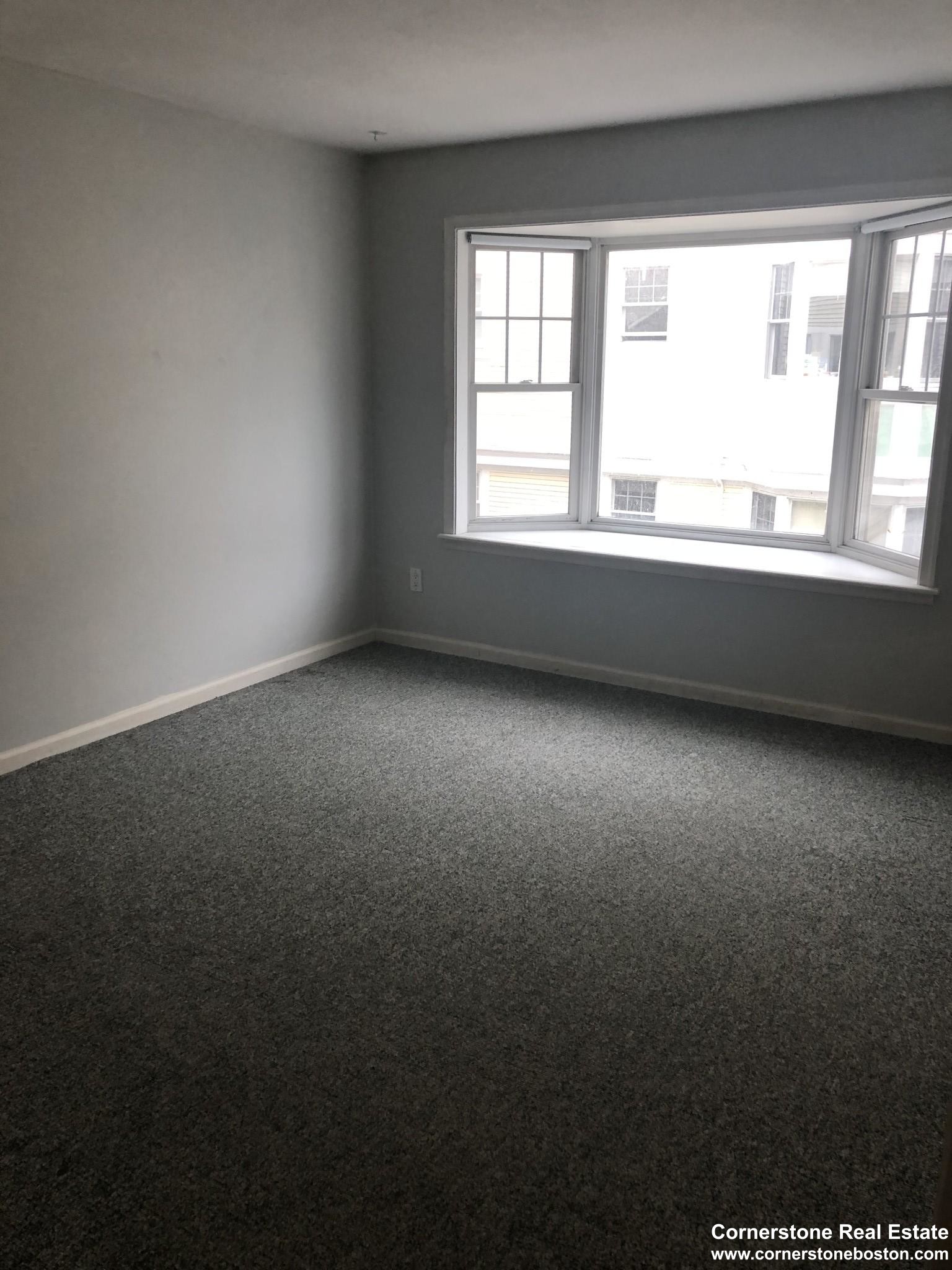 4 bed, 1.5 bath apartment for rent at 60 Hillside Unit 2, Mission Hill — photo 4 of 8