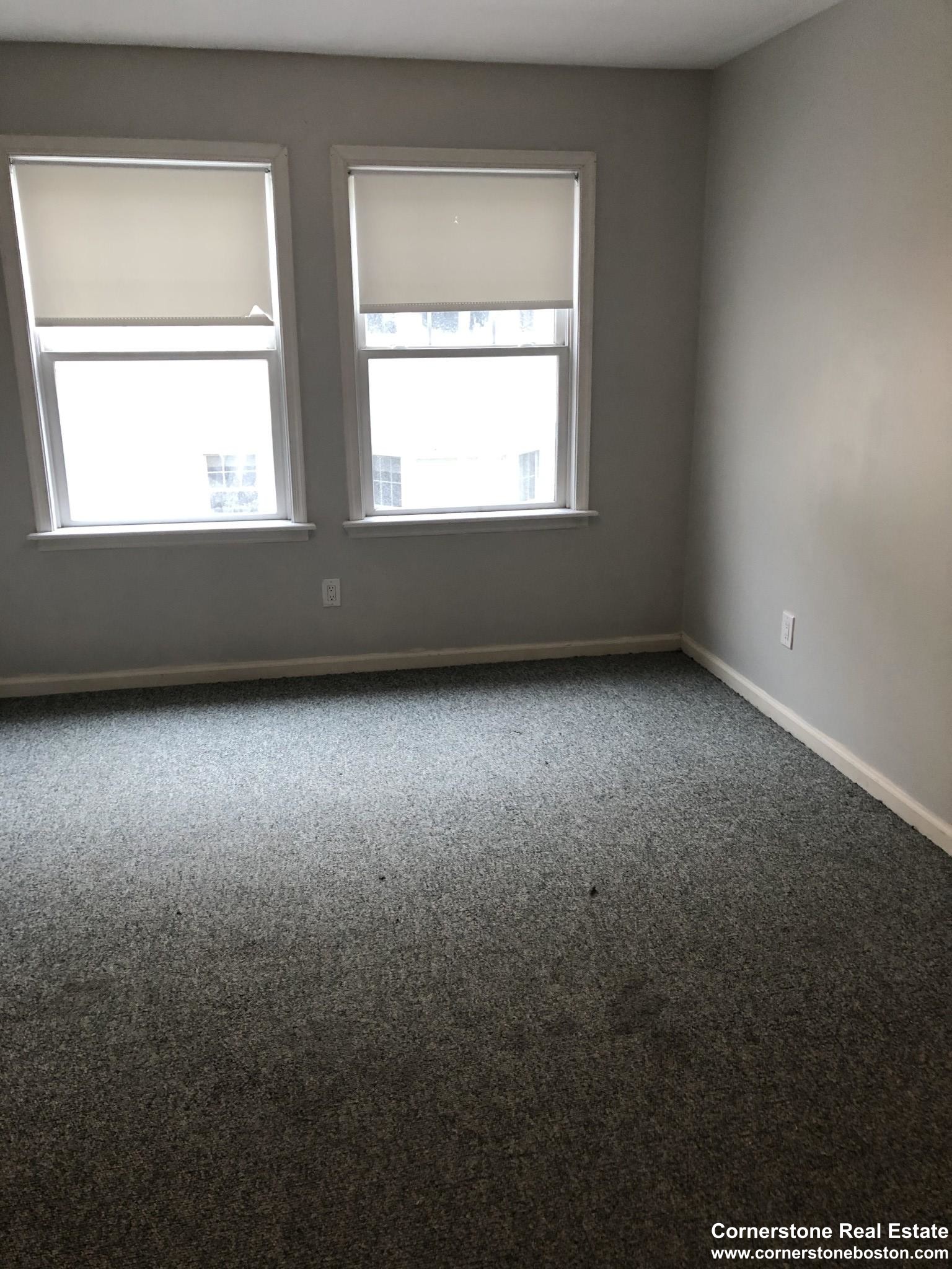 4 bed, 1.5 bath apartment for rent at 60 Hillside Unit 2, Mission Hill — photo 7 of 8