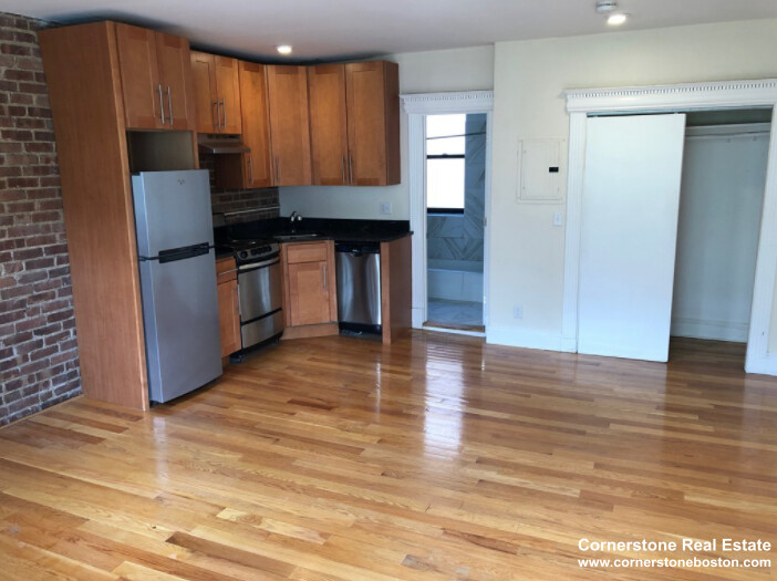 Studio bed, 1 bath apartment for rent at 63 Burbank Unit 15, Fenway — photo 2 of 5
