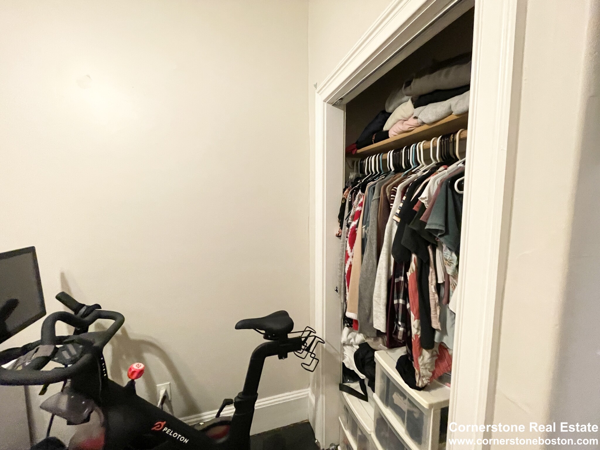 3 bed, 1 bath apartment for rent at 719 Parker St Unit 2, Mission Hill — photo 6 of 9
