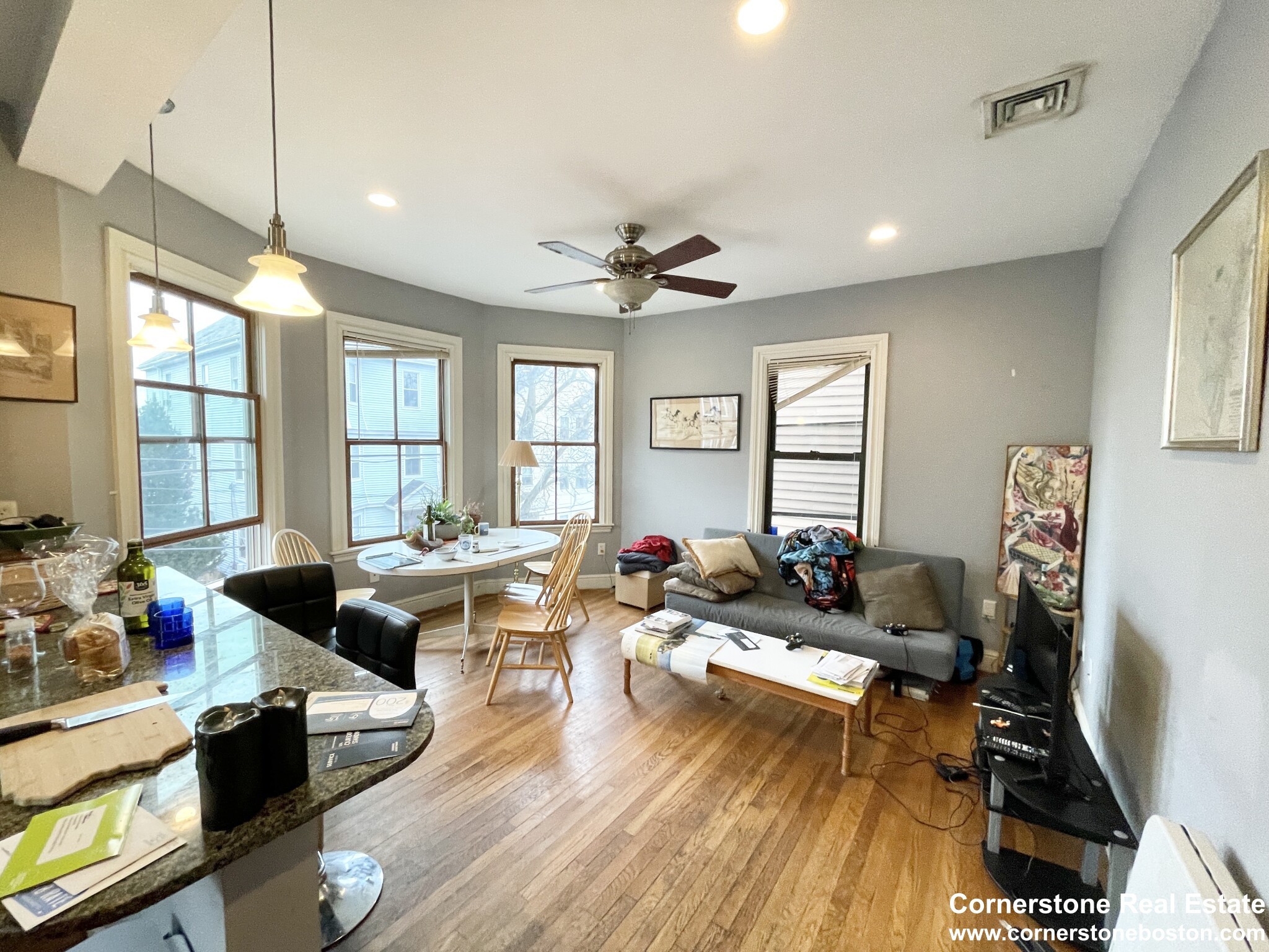 4 bed, 1 bath apartment for rent at 8 Oswald Unit 2, Mission Hill