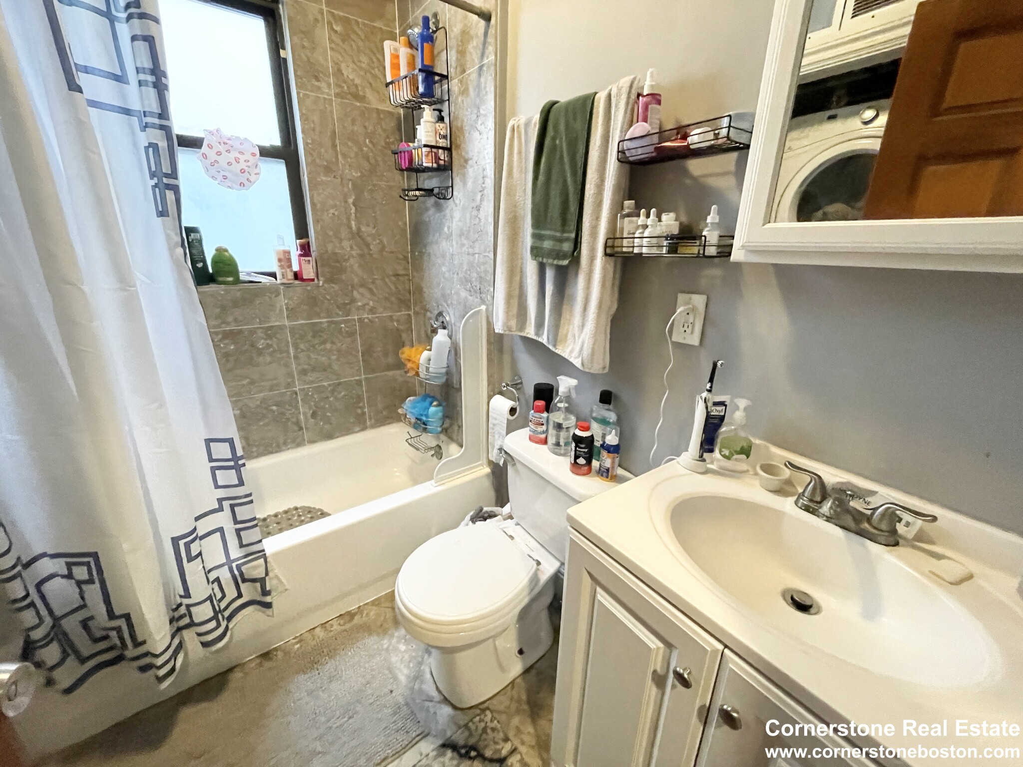 4 bed, 1 bath apartment for rent at 8 Oswald Unit 2, Mission Hill — photo 8 of 16