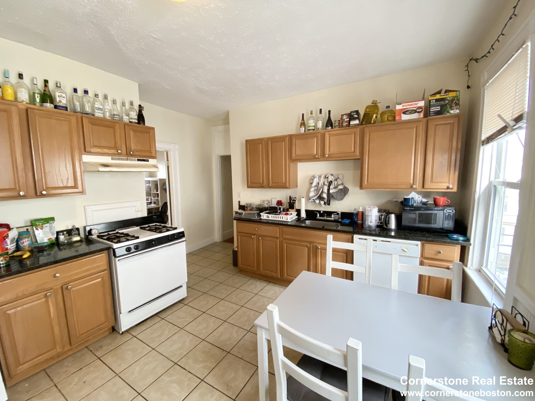 4 bed, 1 bath apartment for rent at 55 Calumet St Unit 3, Mission Hill — photo 3 of 19
