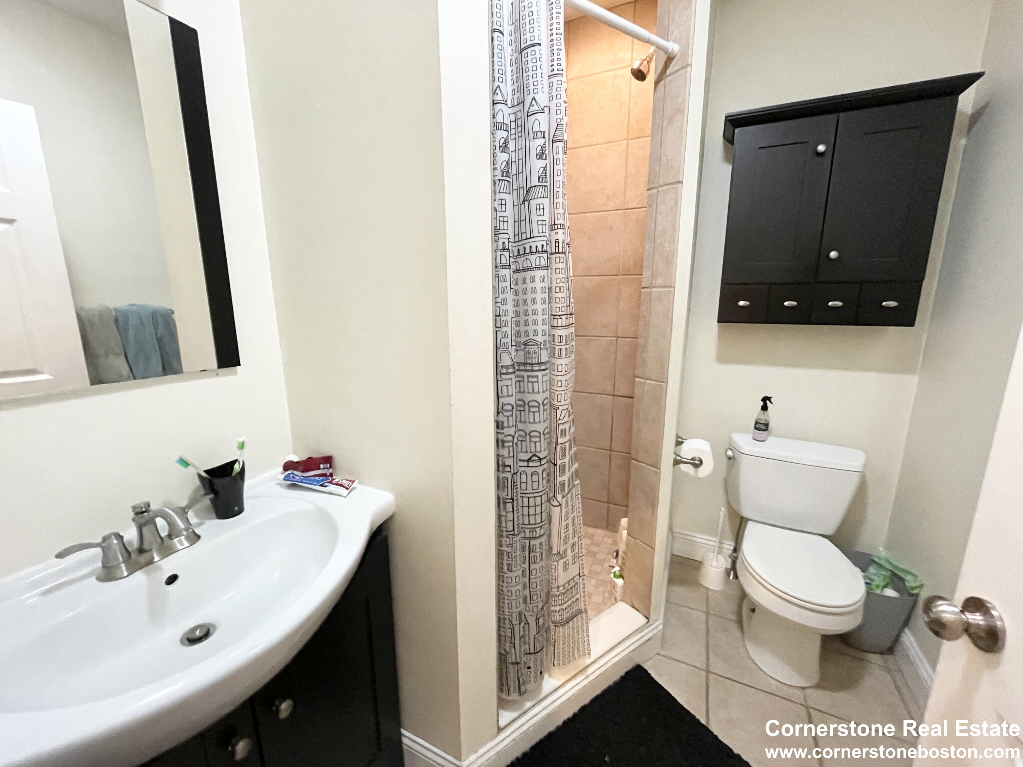 4 bed, 2 bath apartment for rent at 1625 Tremont Unit 2, Mission Hill — photo 4 of 22