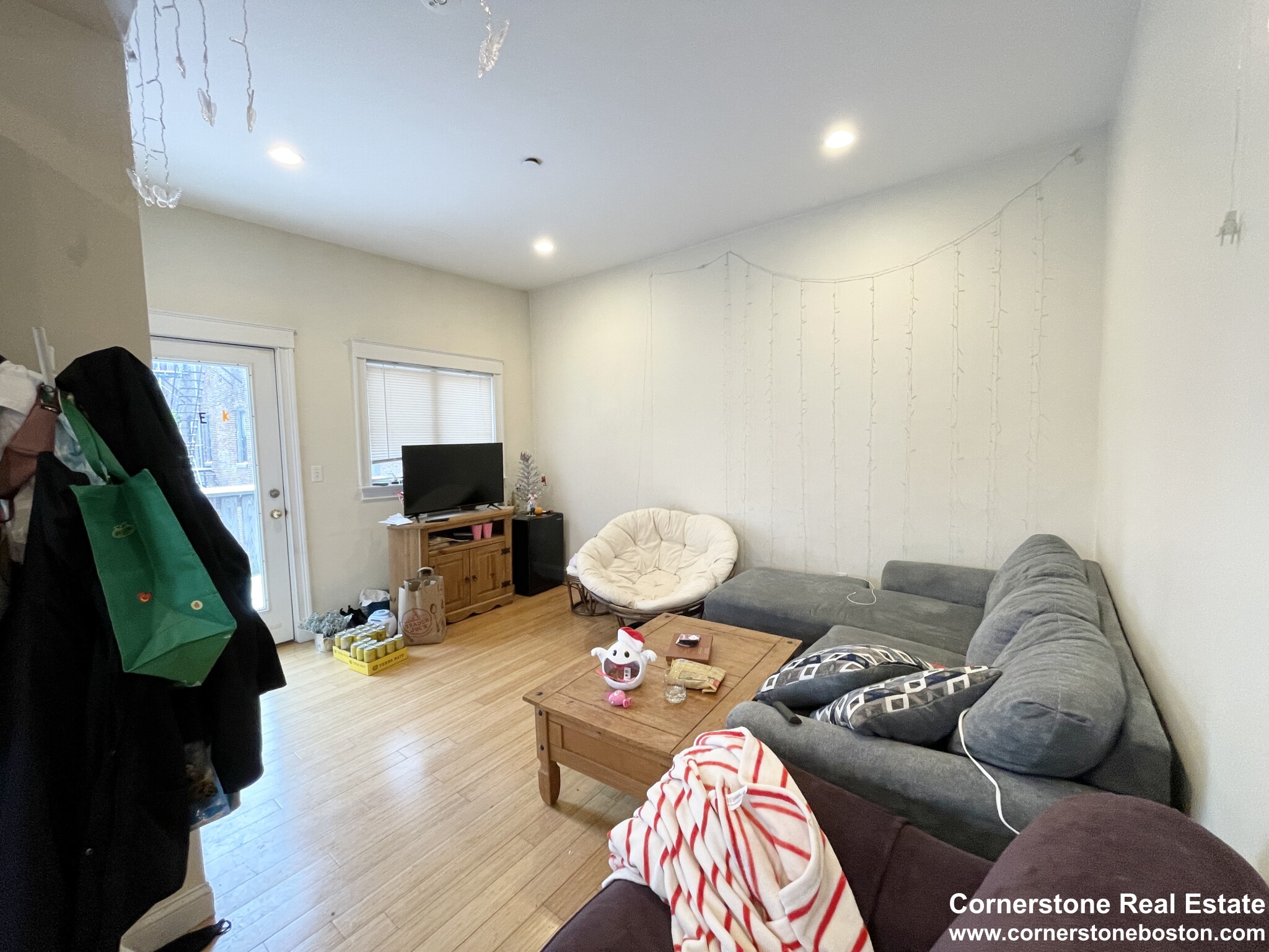 4 bed, 2 bath apartment for rent at 1625 Tremont Unit 2, Mission Hill — photo 8 of 22