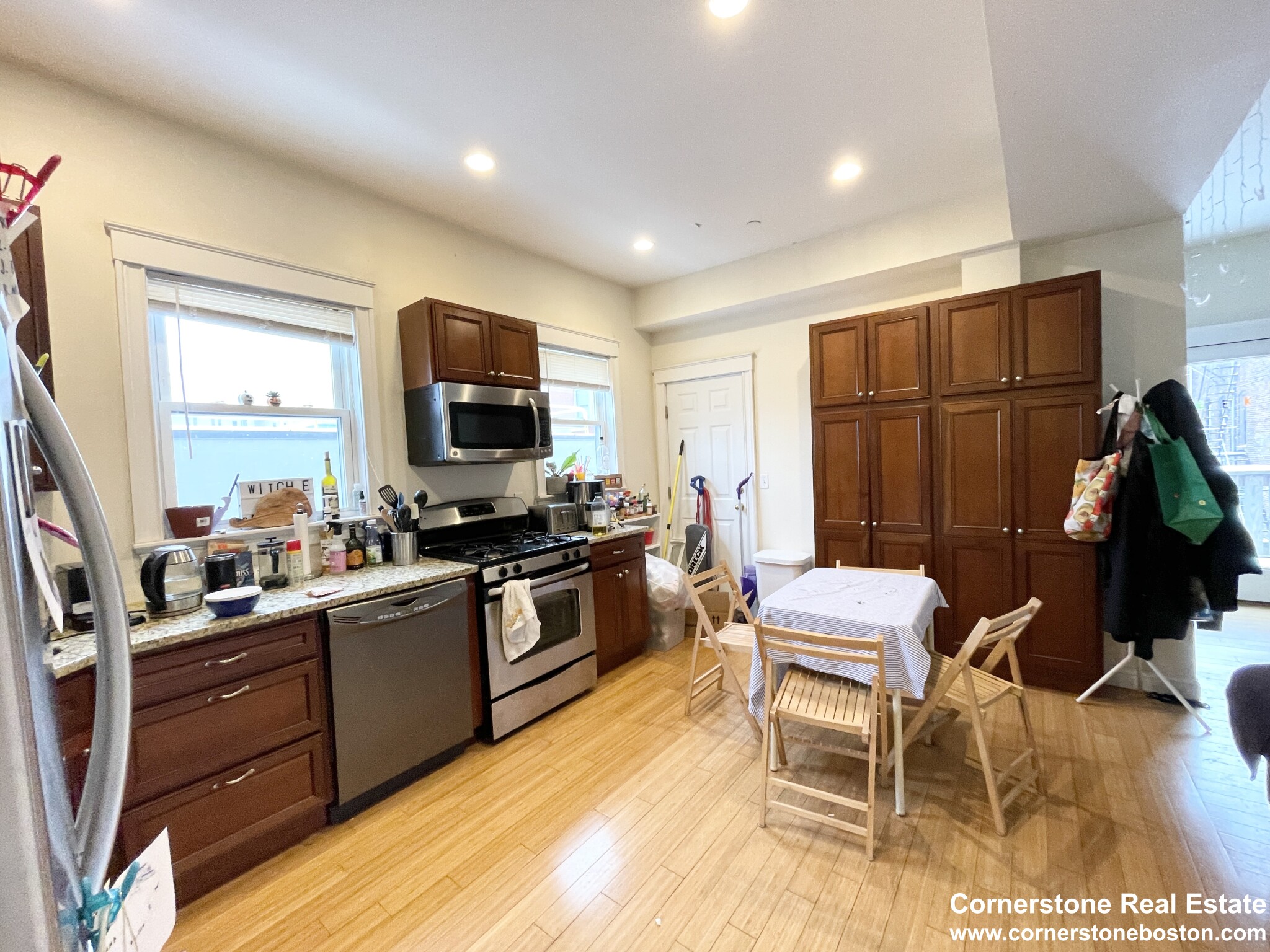 4 bed, 2 bath apartment for rent at 1625 Tremont Unit 2, Mission Hill — photo 5 of 22