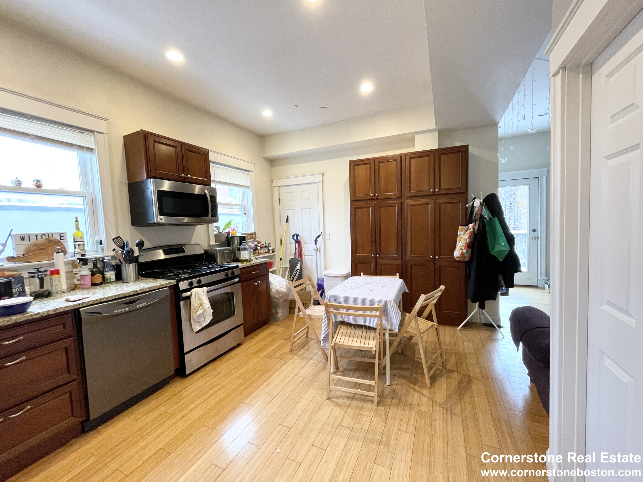 4 bed, 2 bath apartment for rent at 1625 Tremont Unit 2, Mission Hill — photo 6 of 22