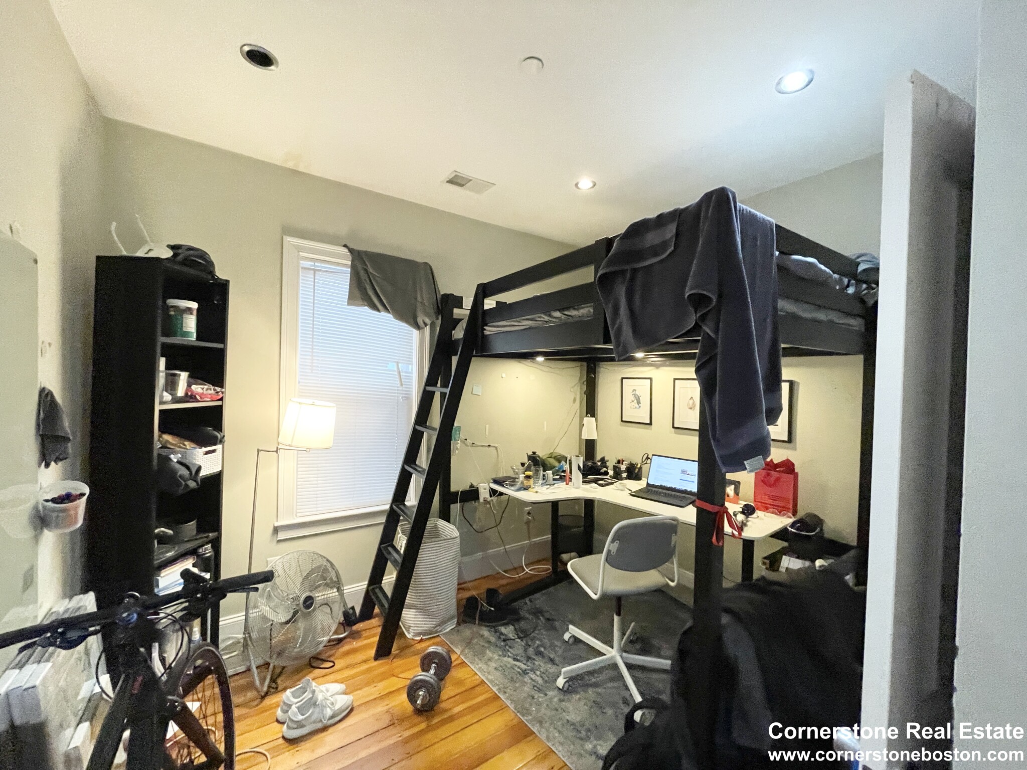 5 bed, 2 bath apartment for rent at 148 Hillside Unit 2, Mission Hill — photo 15 of 18