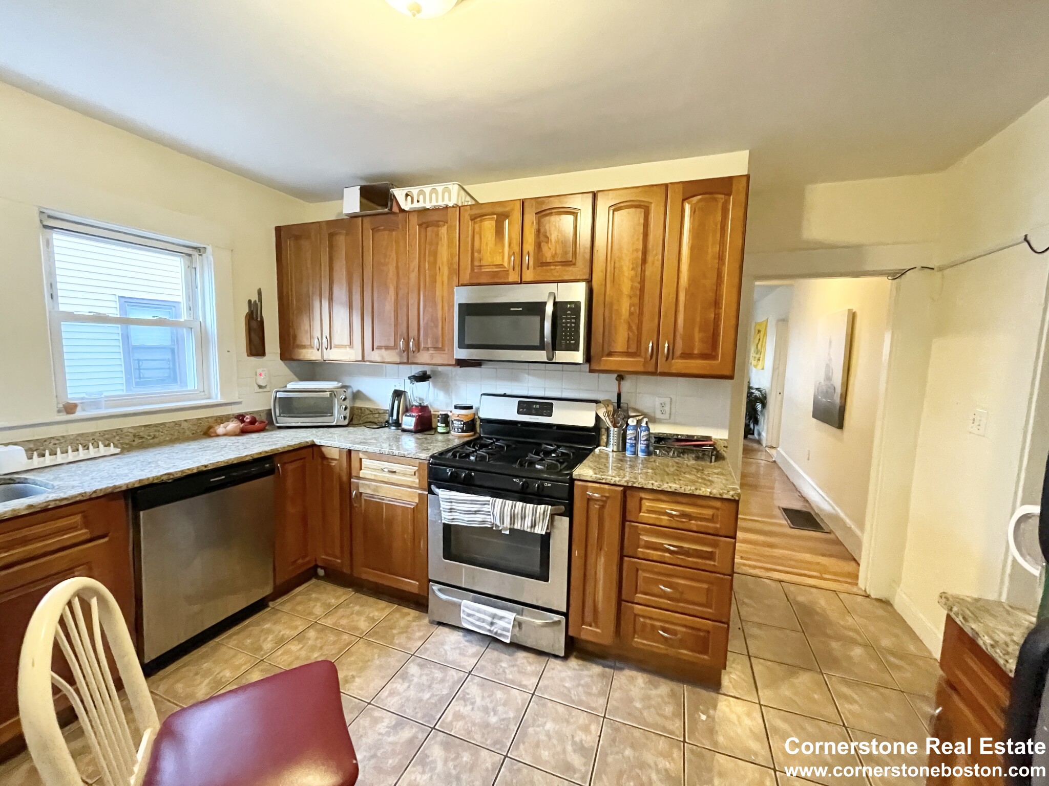 4 bed, 1.5 bath apartment for rent at 24-26 Stockwell Unit 1, Mission Hill