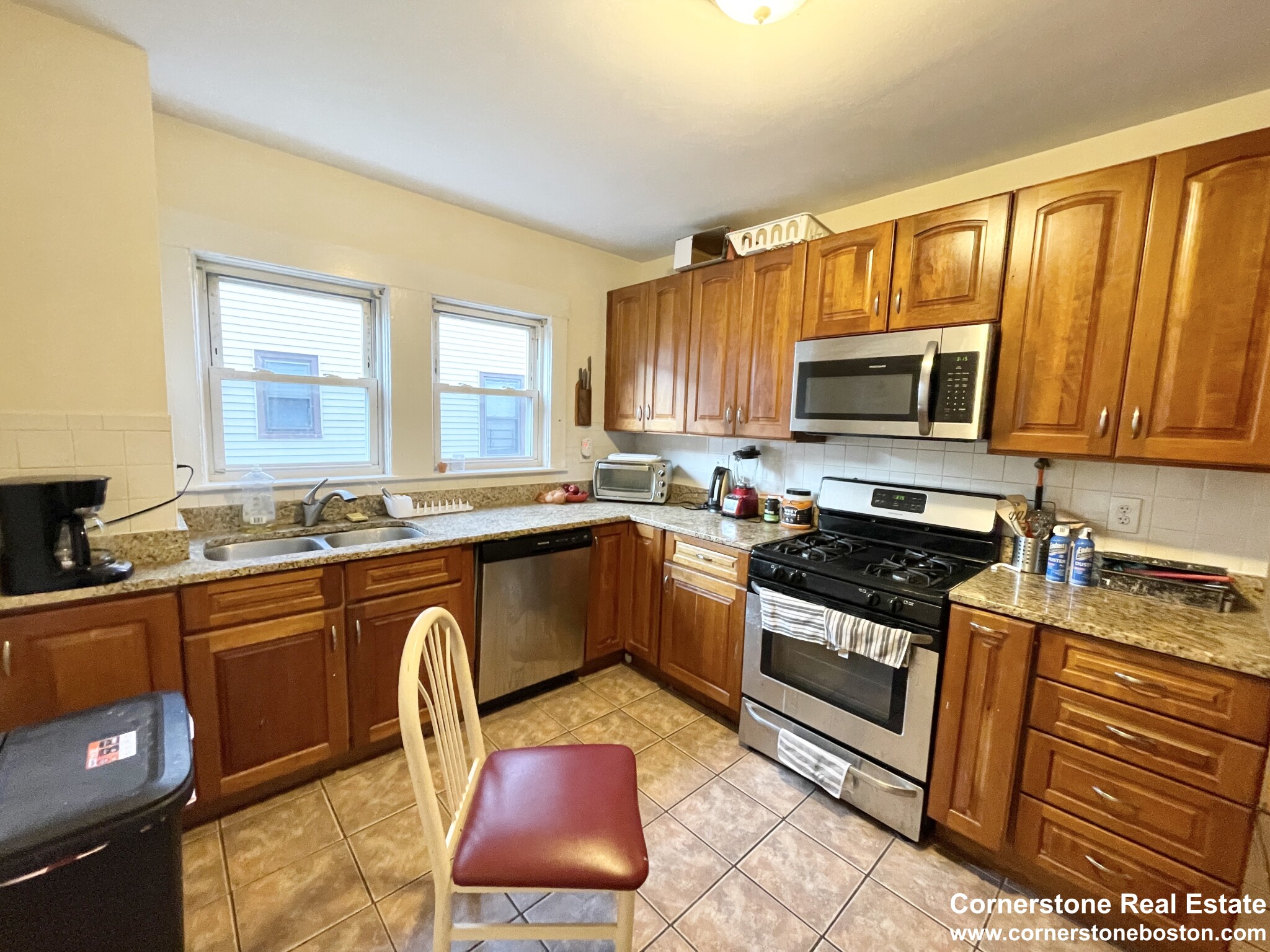 4 bed, 1.5 bath apartment for rent at 24-26 Stockwell Unit 1, Mission Hill — photo 8 of 14