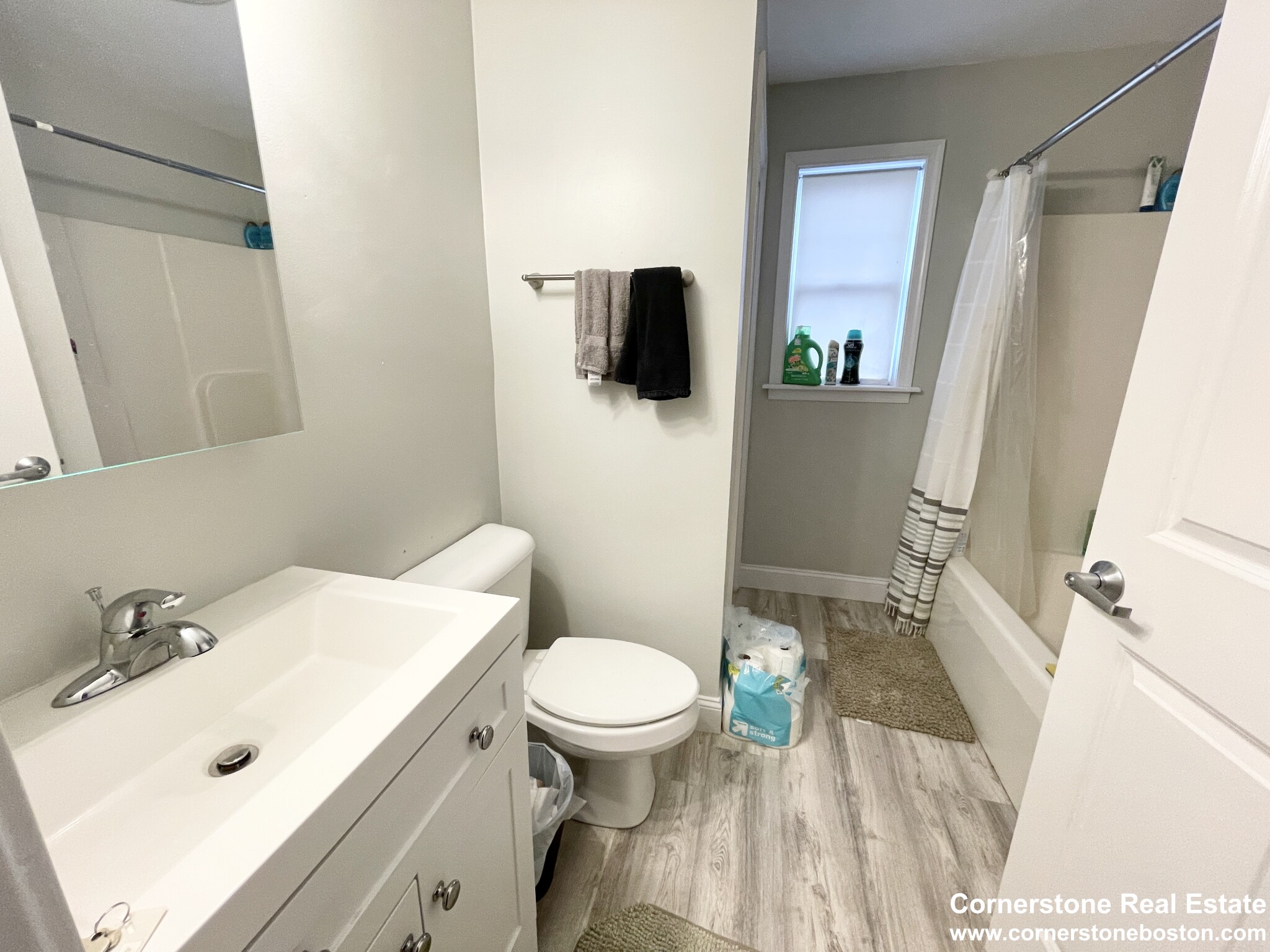 4 bed, 1.5 bath apartment for rent at 60 Hillside Unit 1, Mission Hill — photo 2 of 14