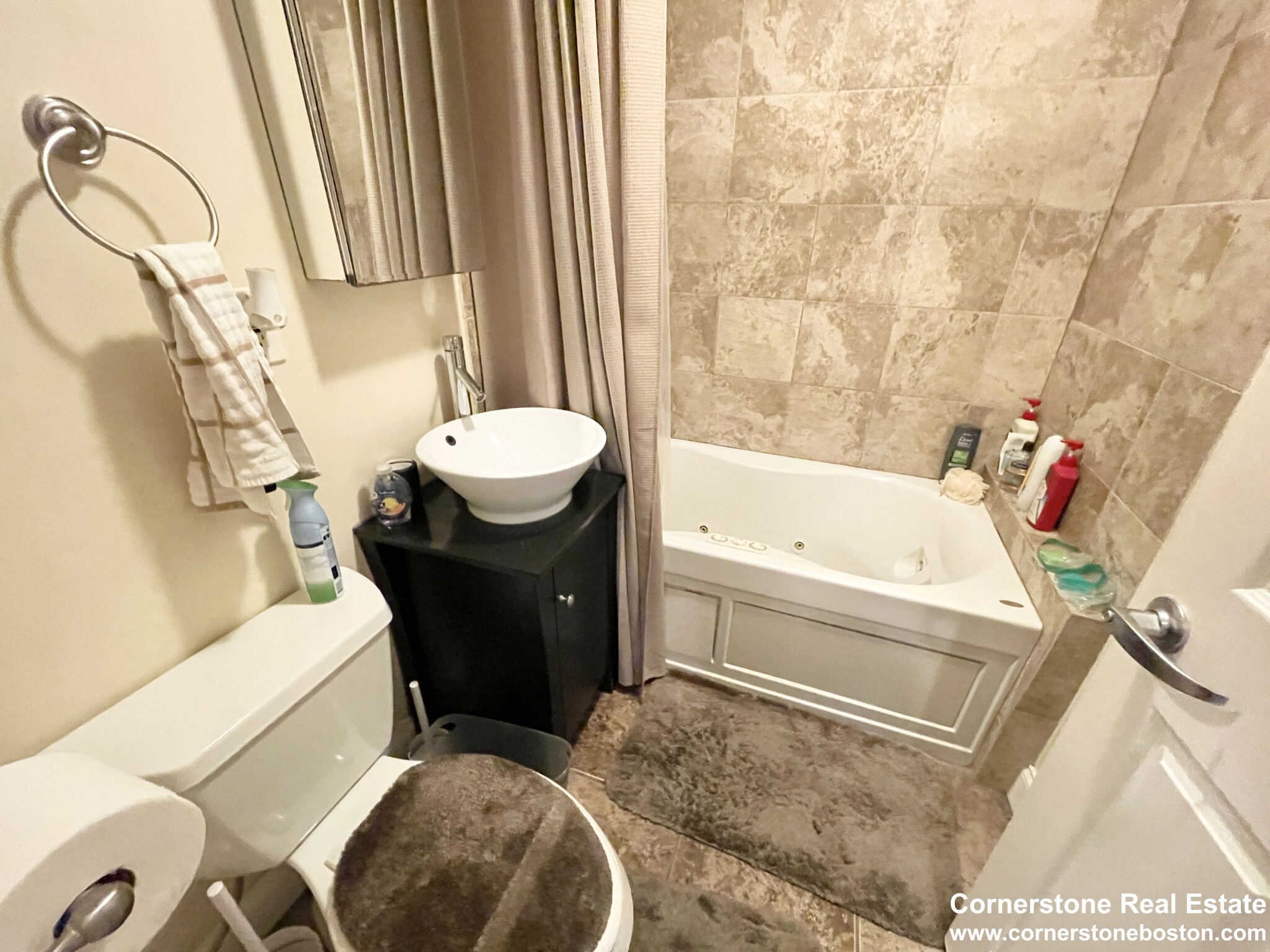 2 bed, 1 bath apartment for rent at 9 Warwick Unit 1, South End — photo 12 of 12