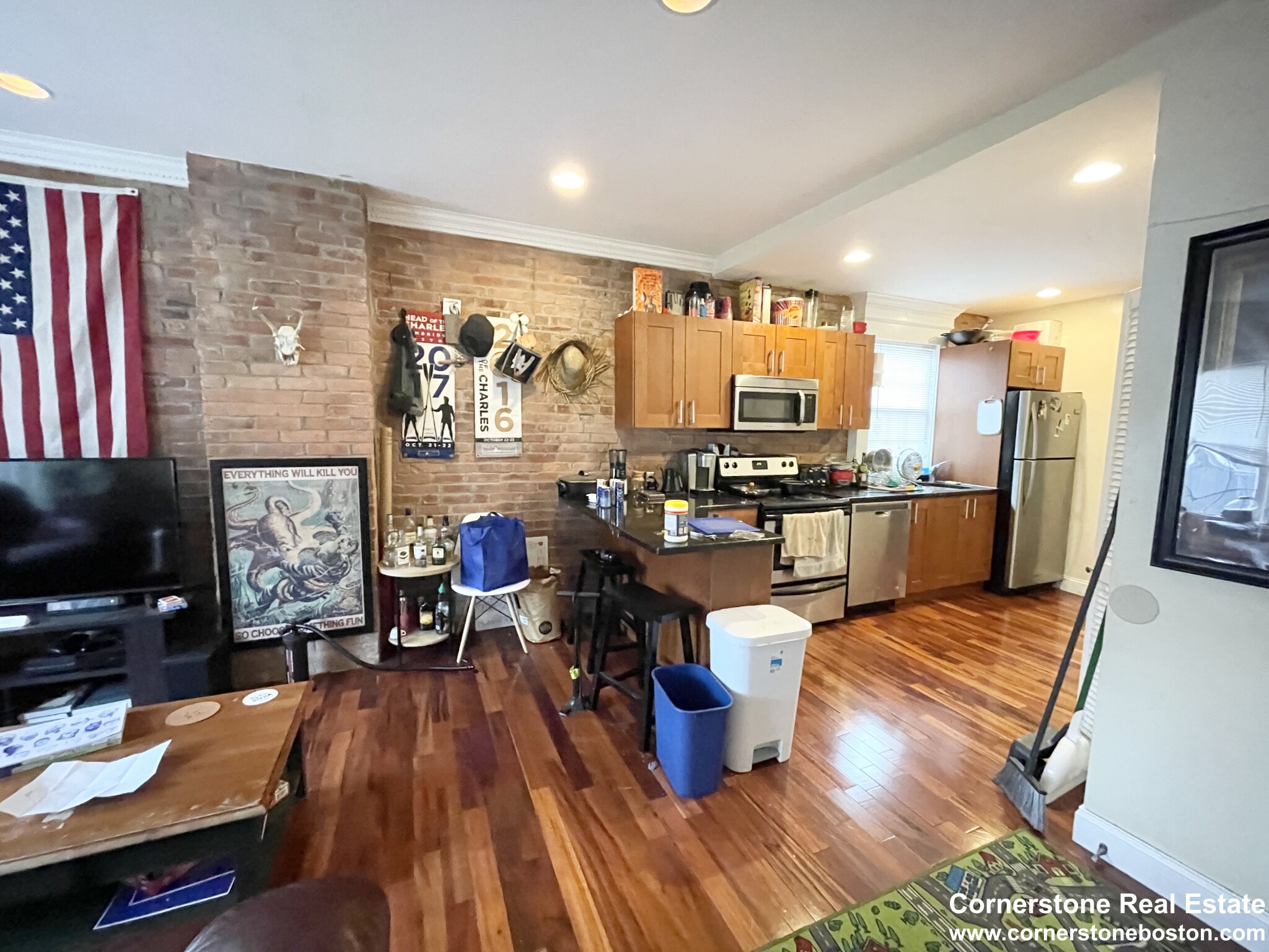 3 bed, 1 bath apartment for rent at 9 Warwick Unit 3, South End — photo 3 of 12