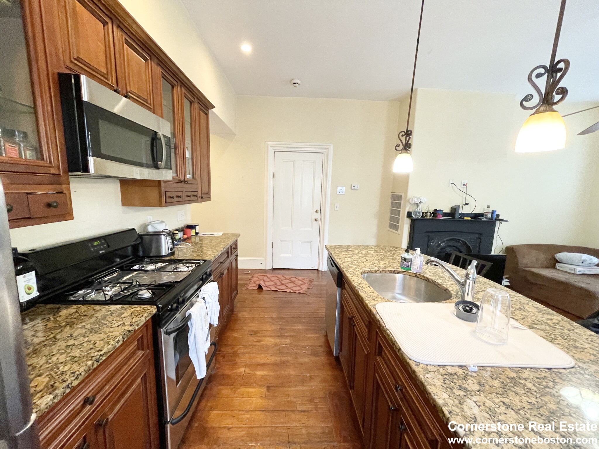 2 bed, 1 bath apartment for rent at 135 Hillside St Unit 3, Mission Hill — photo 13 of 24