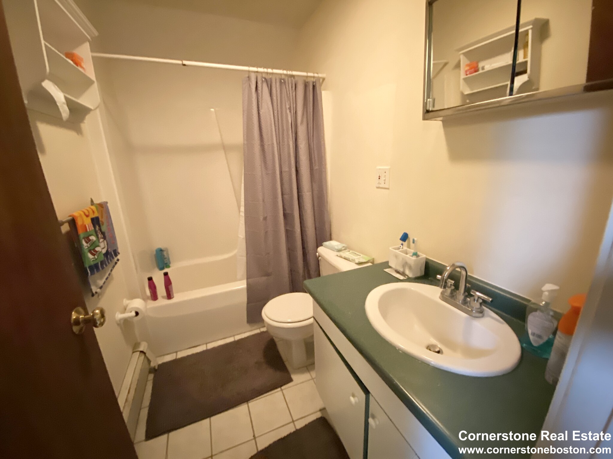 4 bed, 2 bath apartment for rent at 48 Hillside Unit 4, Mission Hill — photo 20 of 24