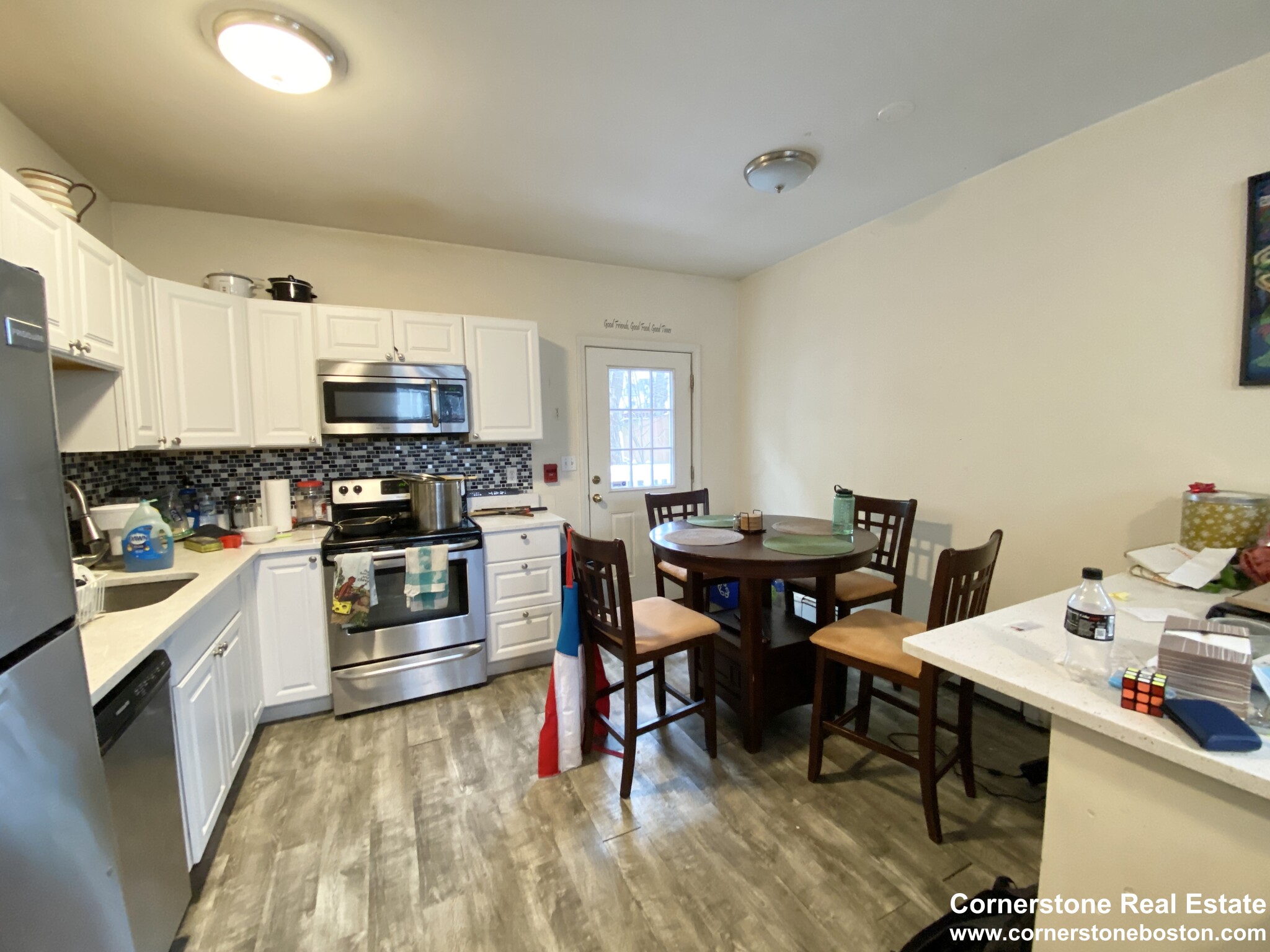 4 bed, 2 bath apartment for rent at 48 Hillside Unit 4, Mission Hill — photo 2 of 24