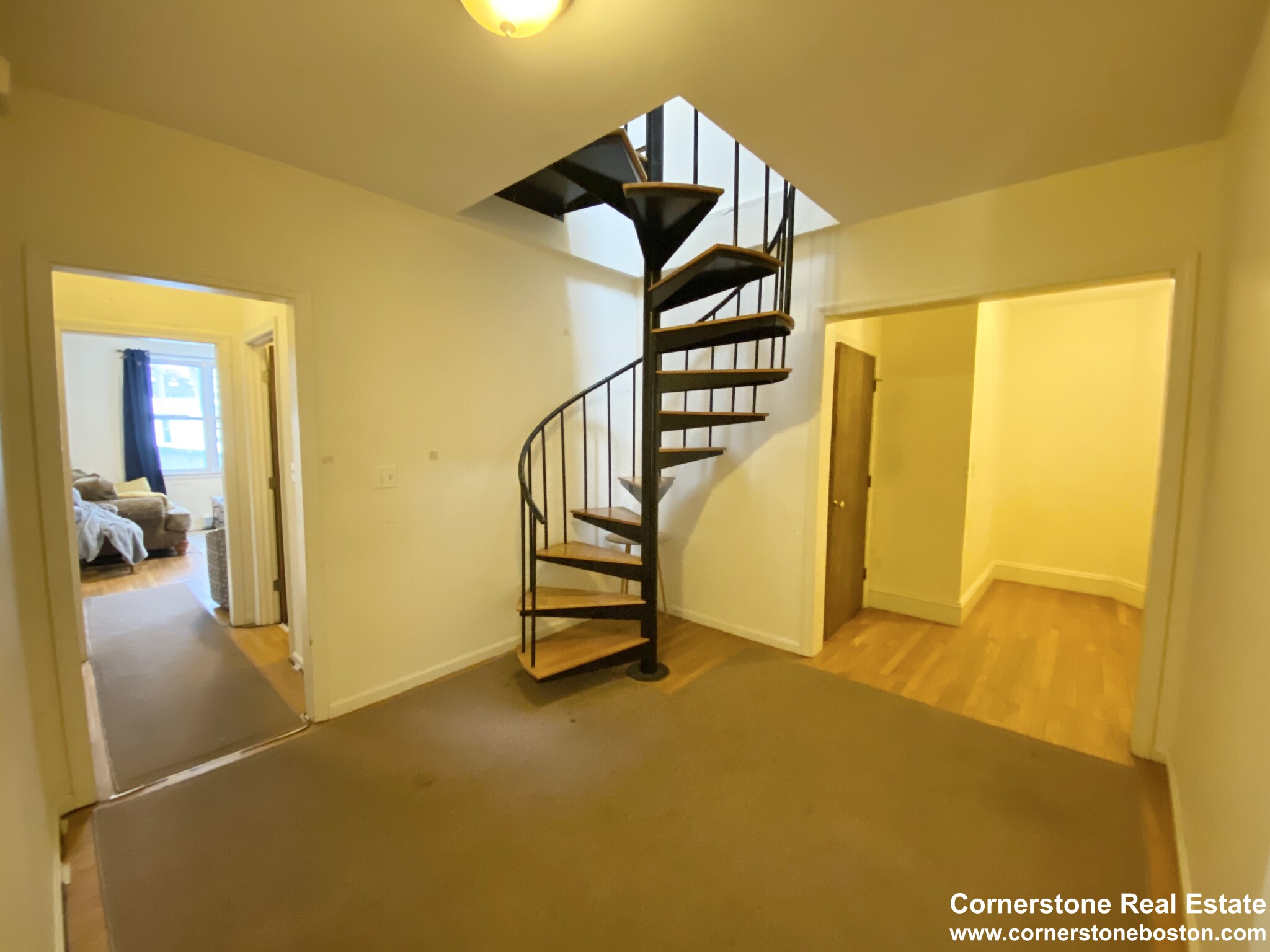 4 bed, 2 bath apartment for rent at 48 Hillside Unit 4, Mission Hill — photo 3 of 24