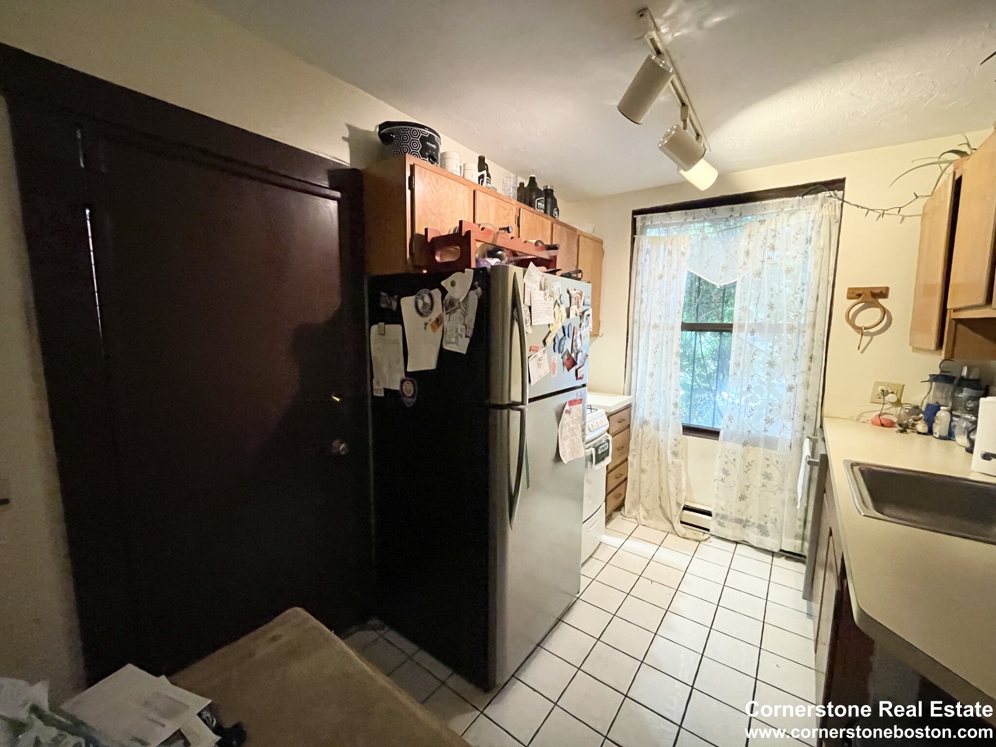 1 bed, 1 bath apartment for rent at 74 Hammond St Unit 1, South End — photo 1 of 17