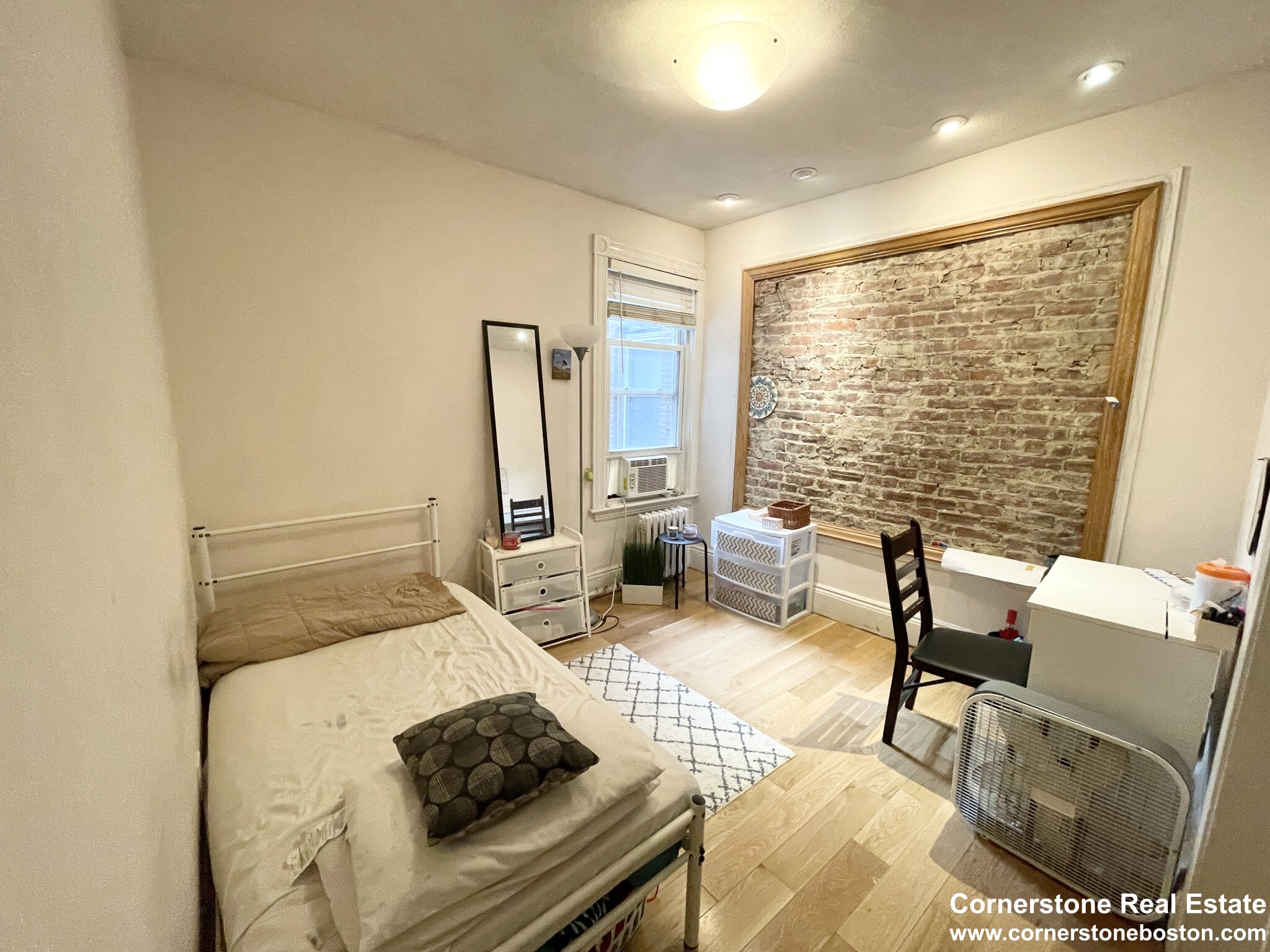 4 bed, 1 bath apartment for rent at 863 Huntington Ave Unit 2, Mission Hill — photo 2 of 16