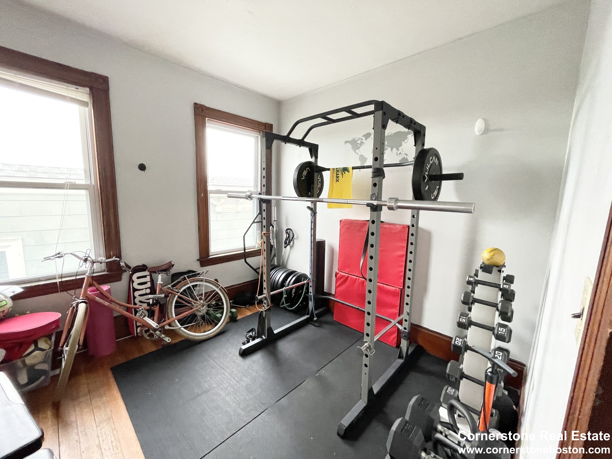 4 bed, 1 bath apartment for rent at 43 Parker Hill Ave Unit 3, Mission Hill — photo 3 of 16