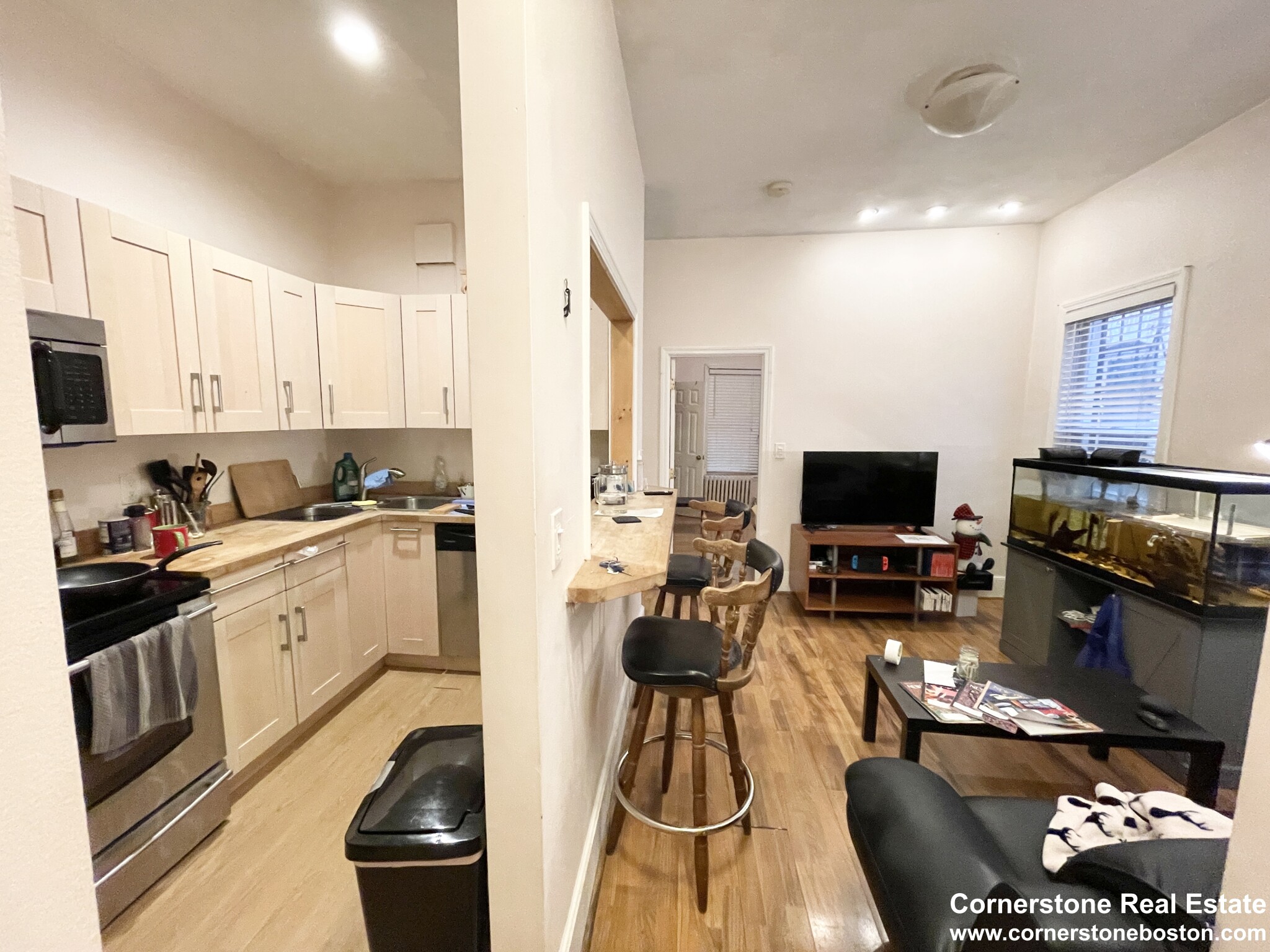 3 bed, 1 bath apartment for rent at 863 Huntington Ave Unit 1, Mission Hill