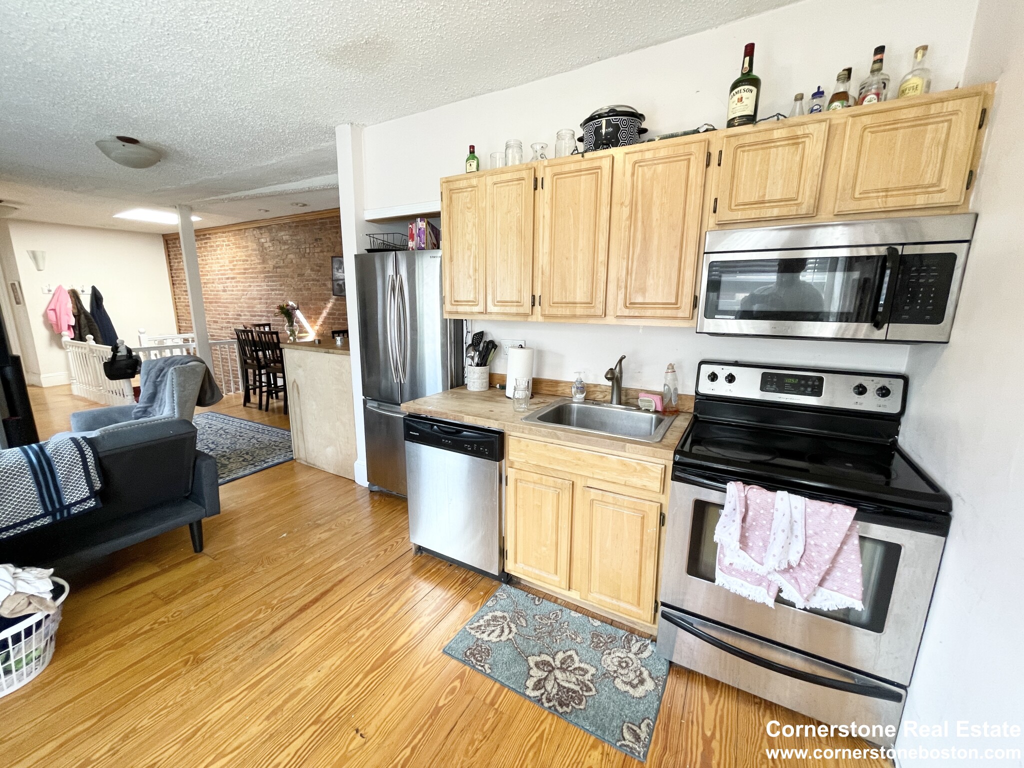 23 Victory Rd, Dorchester