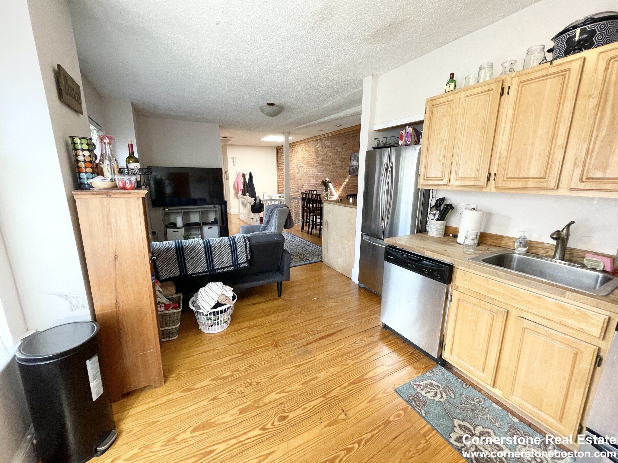 23 Victory Rd, Dorchester